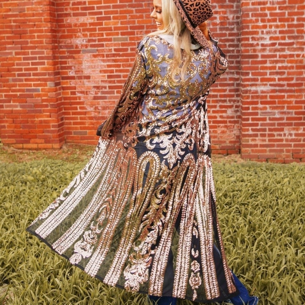 Sequin duster